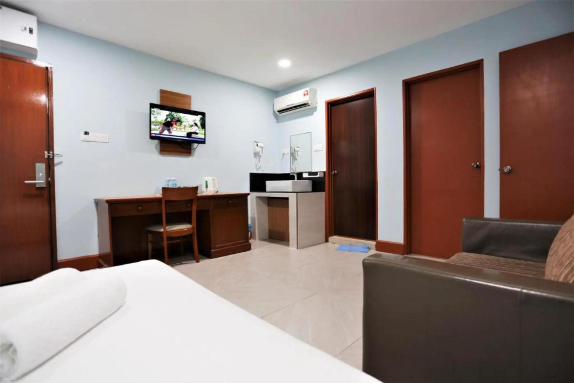 Orkid Hotel At Bukit Bintang Kuala Lumpur Exterior photo