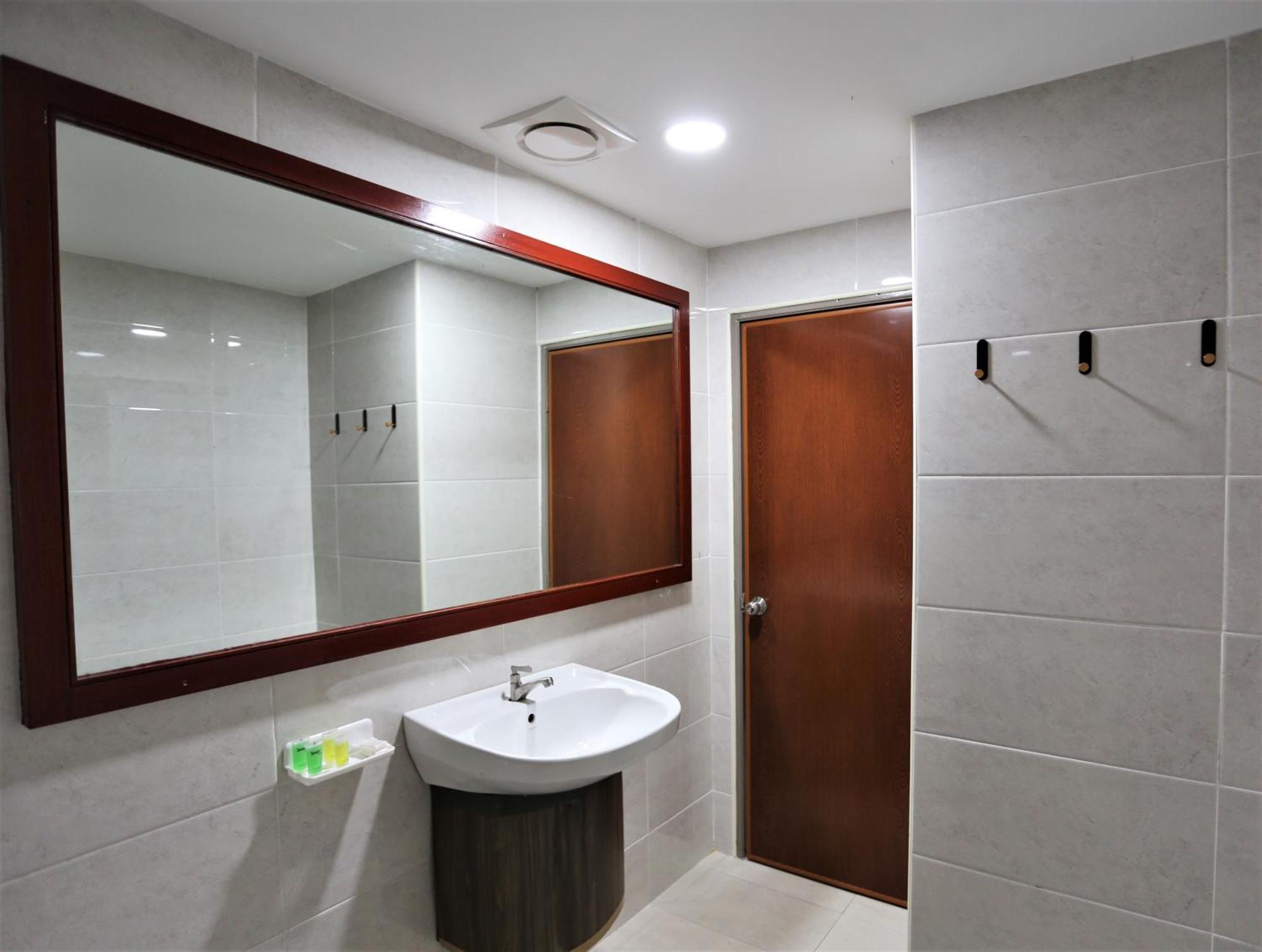 Orkid Hotel At Bukit Bintang Kuala Lumpur Exterior photo